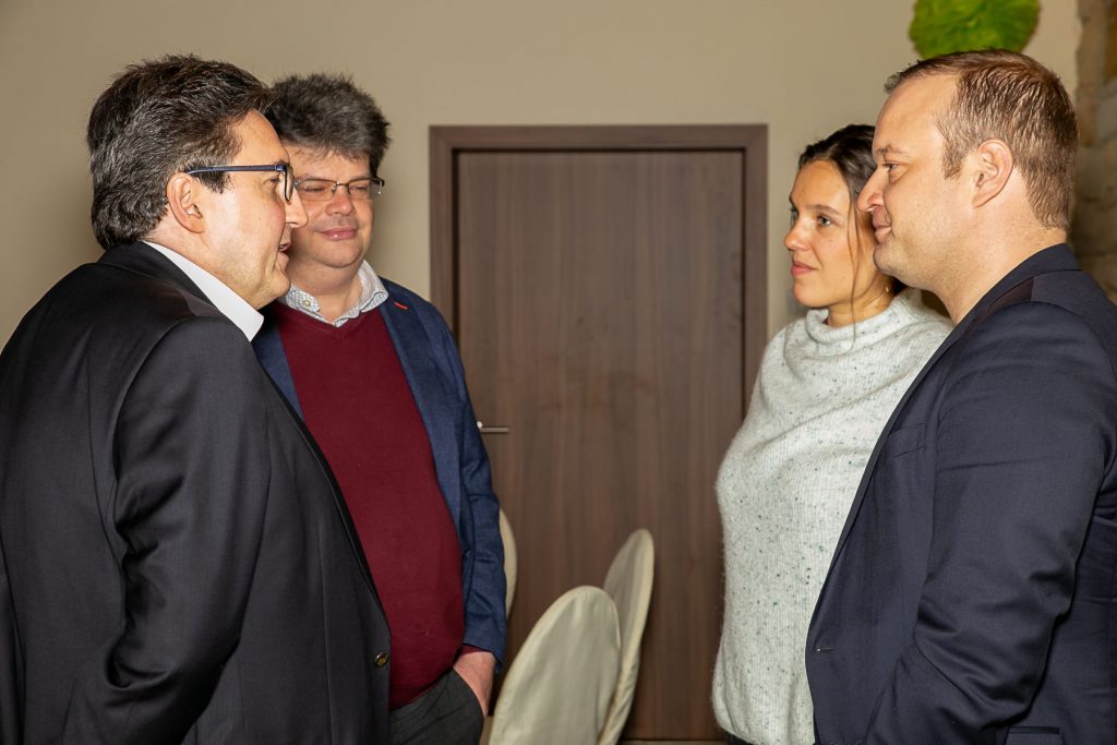 Weihnachtsfeier am 08.12.2023 im Restaurant Mundart Saulheim - Foto: © Henning Fox, Mainz