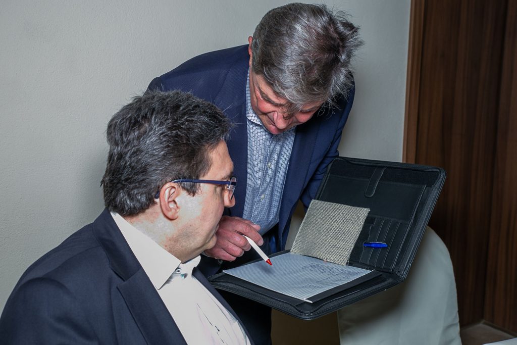 Weihnachtsfeier am 08.12.2023 im Restaurant Mundart Saulheim - Foto: © Henning Fox, Mainz