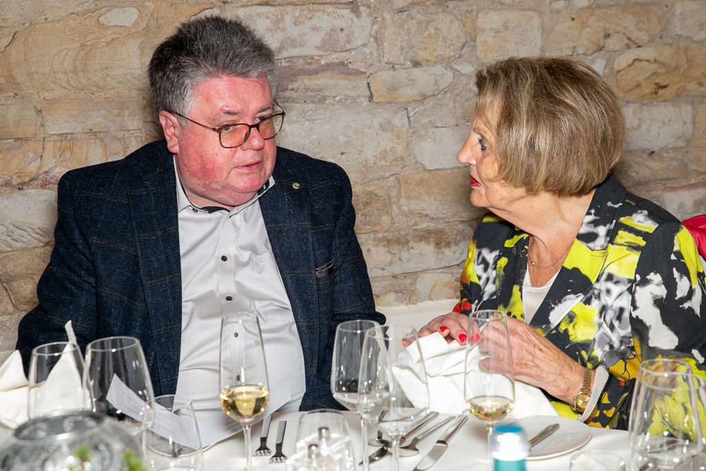 Weihnachtsfeier am 08.12.2023 im Restaurant Mundart Saulheim - Foto: © Henning Fox, Mainz