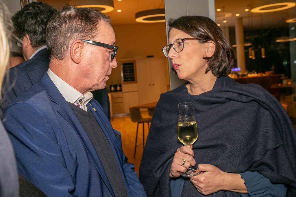 Neujahrsempfang mit Wirtschaftsministerin RLP Daniela Schmidt am 31.01.24 im Restaurant Knuths beim Golfplatz Budenheim - Foto: © Henning Fox, Mainz