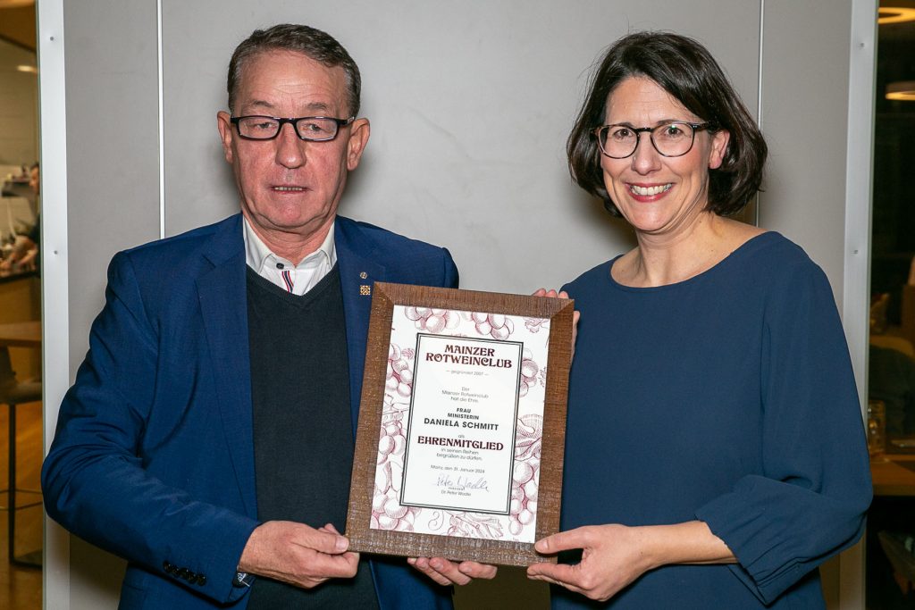 Neujahrsempfang mit Wirtschaftsministerin RLP Daniela Schmidt am 31.01.24 im Restaurant Knuths beim Golfplatz Budenheim - Foto: © Henning Fox, Mainz