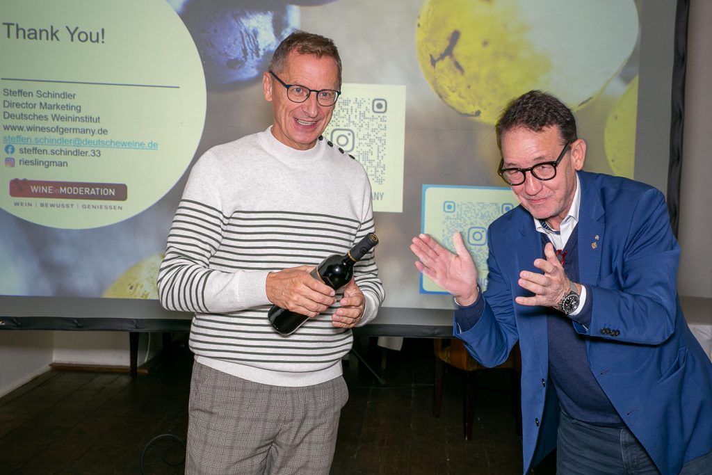 Vortrag des Geschäftsführers Deutsches Weininstitut im Hyatt Mainz am 30. Okt. 2024 - Foto: © Henning Fox, Mainz